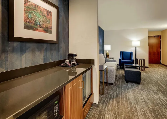 Drury Plaza Hotel